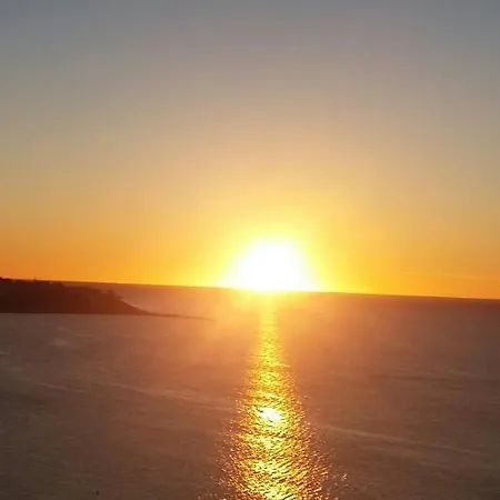 Amanecer Apartament 알리칸테